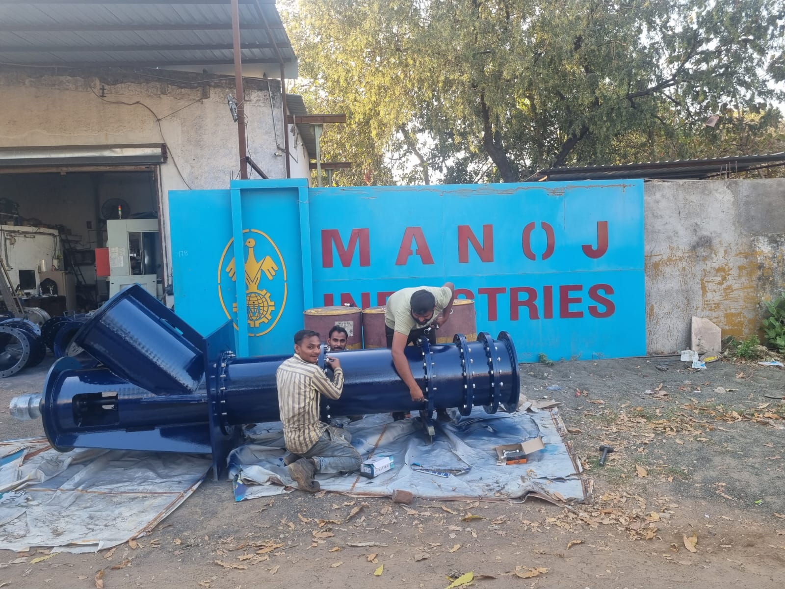 VAF pump assembly process at Manoj Industries, Anand, Gujarat — showcasing precision engineering and high-quality manufacturing.